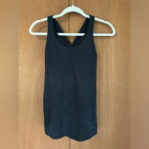 Lululemon athletic top